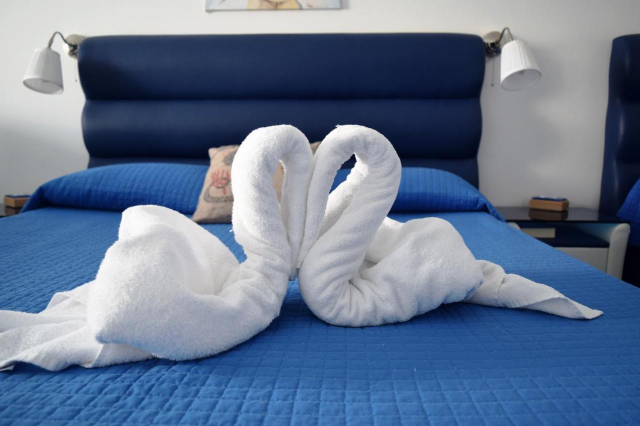 Hotel Miramare Pozzallo Zewnętrze zdjęcie