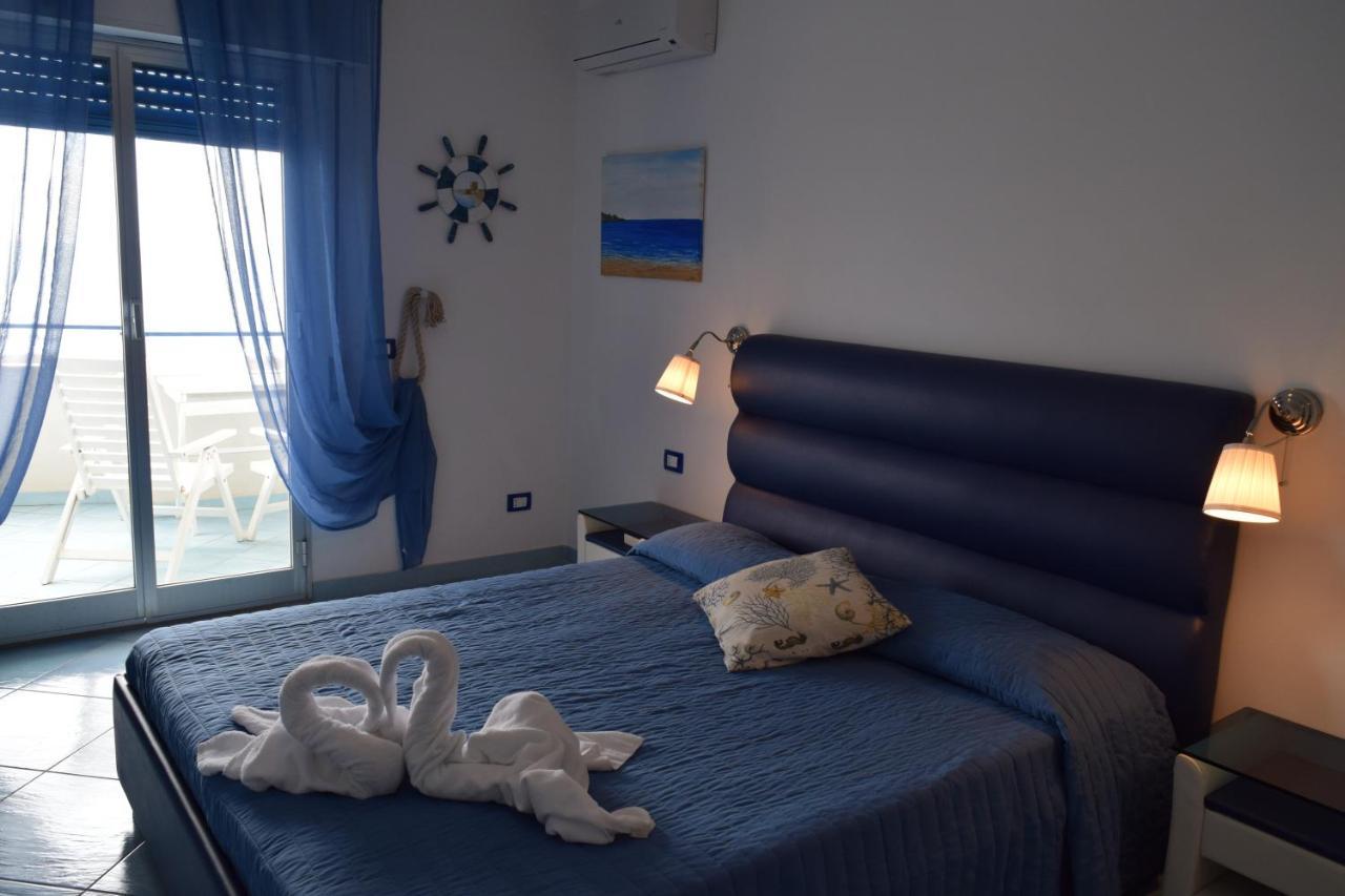 Hotel Miramare Pozzallo Zewnętrze zdjęcie